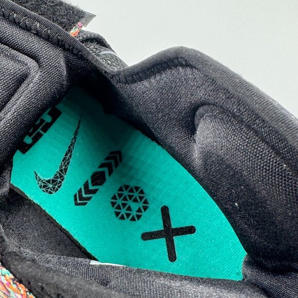 Nike LeBron Soldier 10 'Iridescent' - Picture 7 of 15